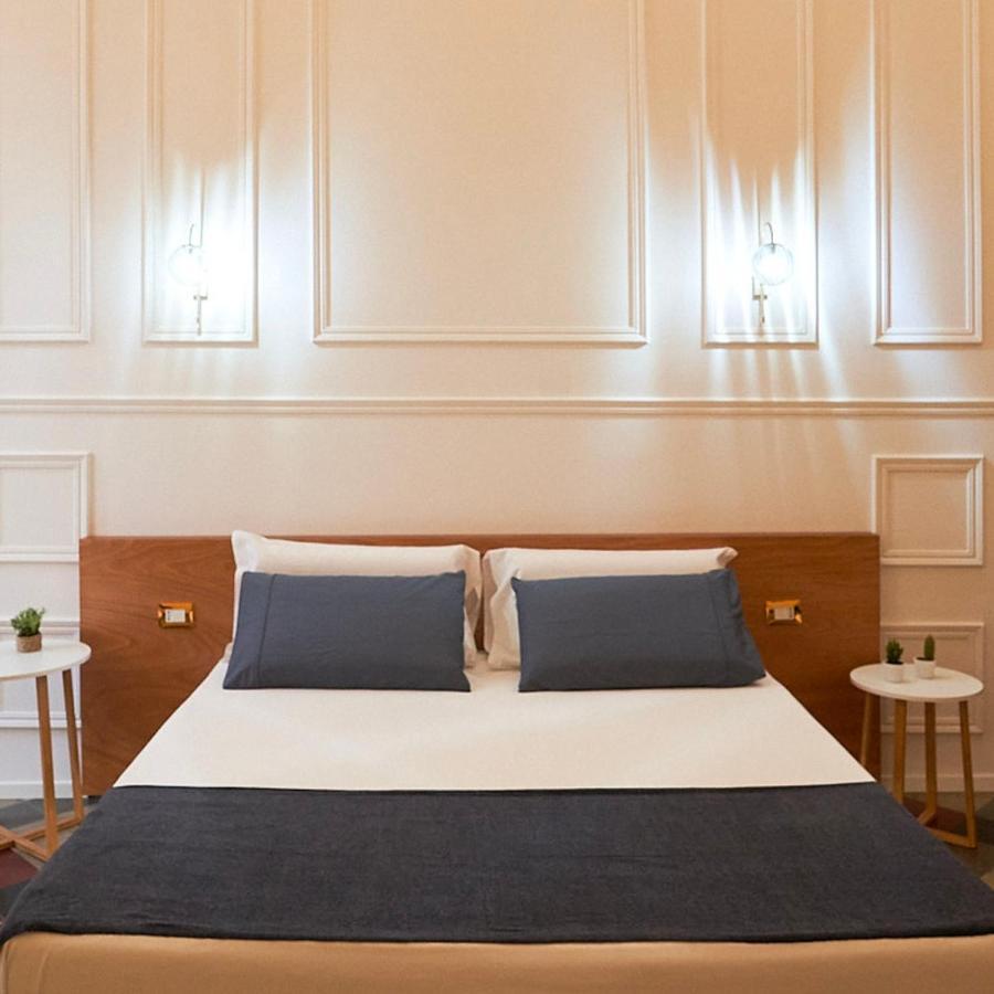 Toscano Palace Luxury Rooms 카타니아 외부 사진