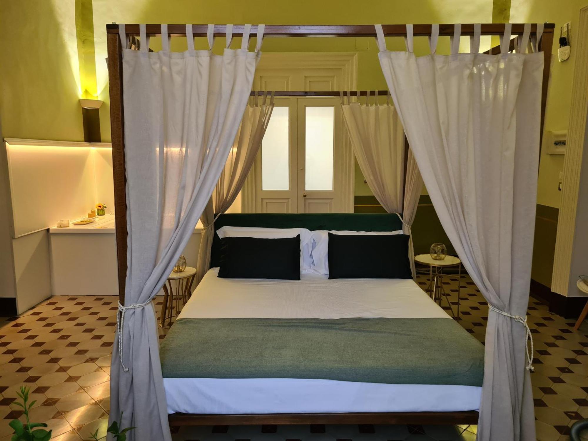 Toscano Palace Luxury Rooms 카타니아 외부 사진